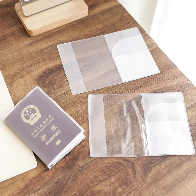 Women Accessories Business - Transparente Passhülle, PVC, wasserdichte Hülle für