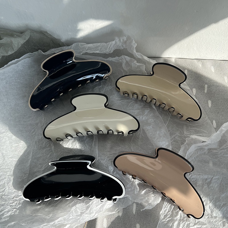 Französisch elegante große Ace – Women Accessories Business Bewertung und Preis