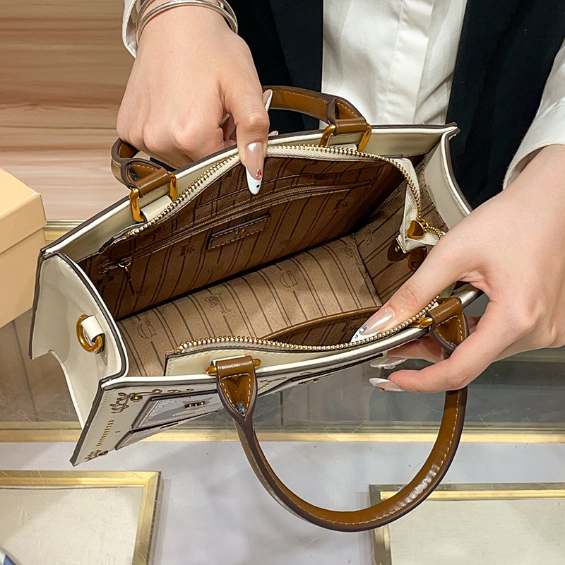 2026 Neue Hong Kong Echtleder- – Women Accessories Business Bewertung und Preis